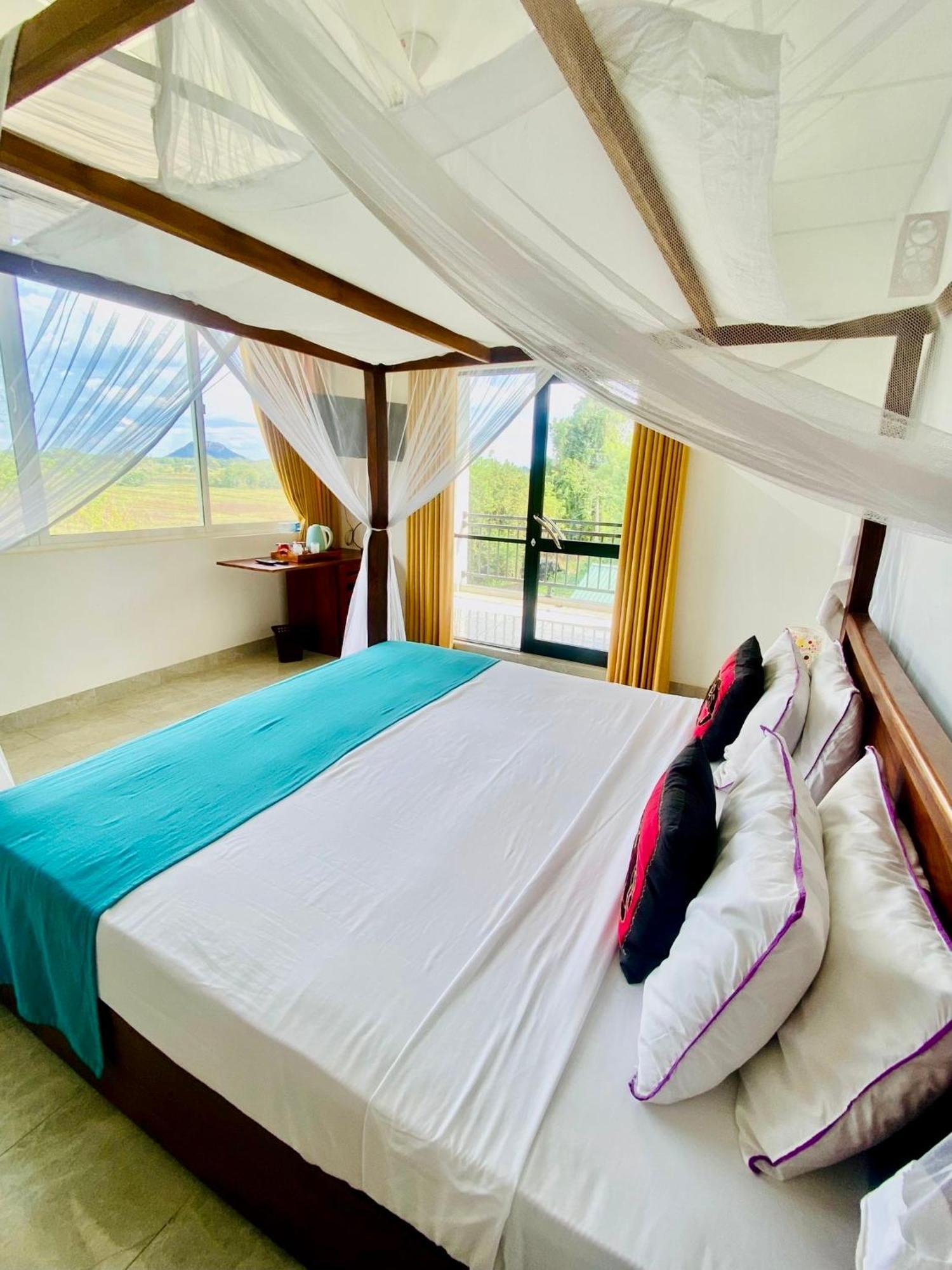 Organic Garden Resort Sigiriya Exterior photo